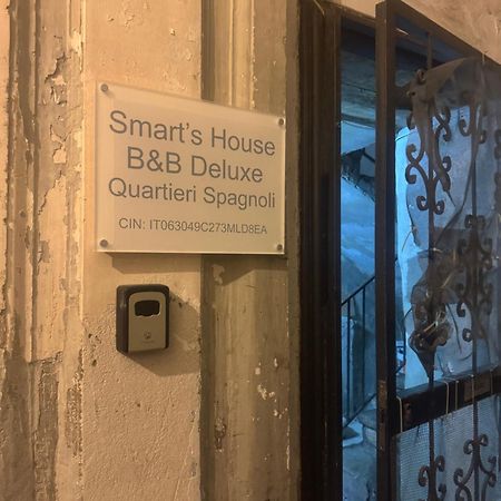 Smart'S House Deluxe Quartieri Spagnoli Νάπολη Εξωτερικό φωτογραφία