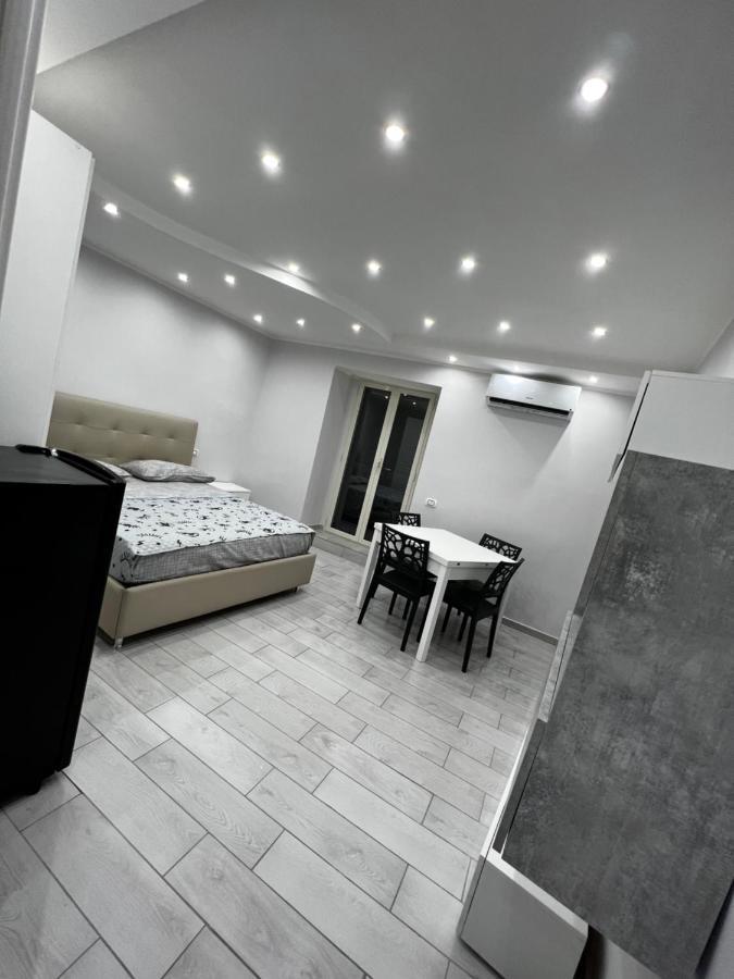 Smart'S House Deluxe Quartieri Spagnoli Νάπολη Εξωτερικό φωτογραφία